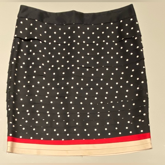 White House Black Market Tiered Polka Dot Pencil Skirt, size 12 - Picture 2 of 9